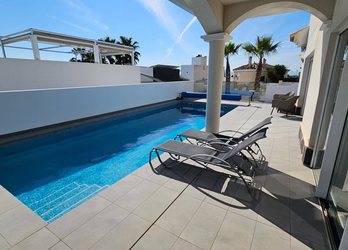 Vakantie verhuur - Villa - La Marina - Alicante