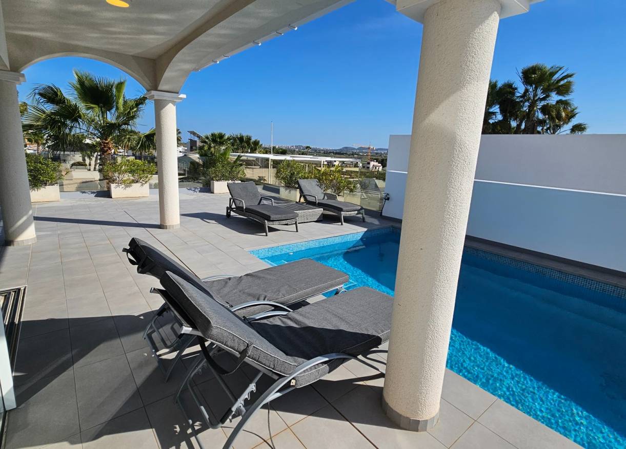 Vakantie verhuur - Villa - La Marina - Alicante