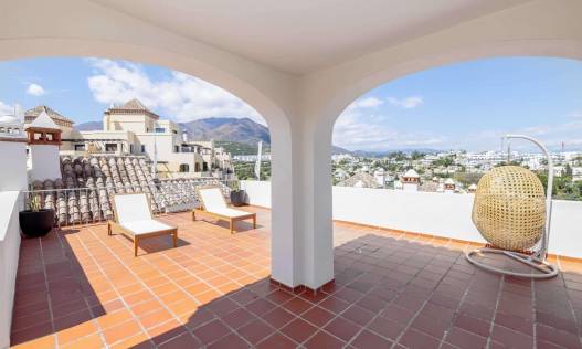 Nieuwbouw - Townhouse / Semi-detached - Estepona - Azata Golf