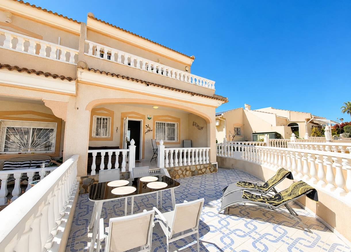 Vakantie verhuur - Townhouse / Semi-detached - Rojales - Cuidad Quesada