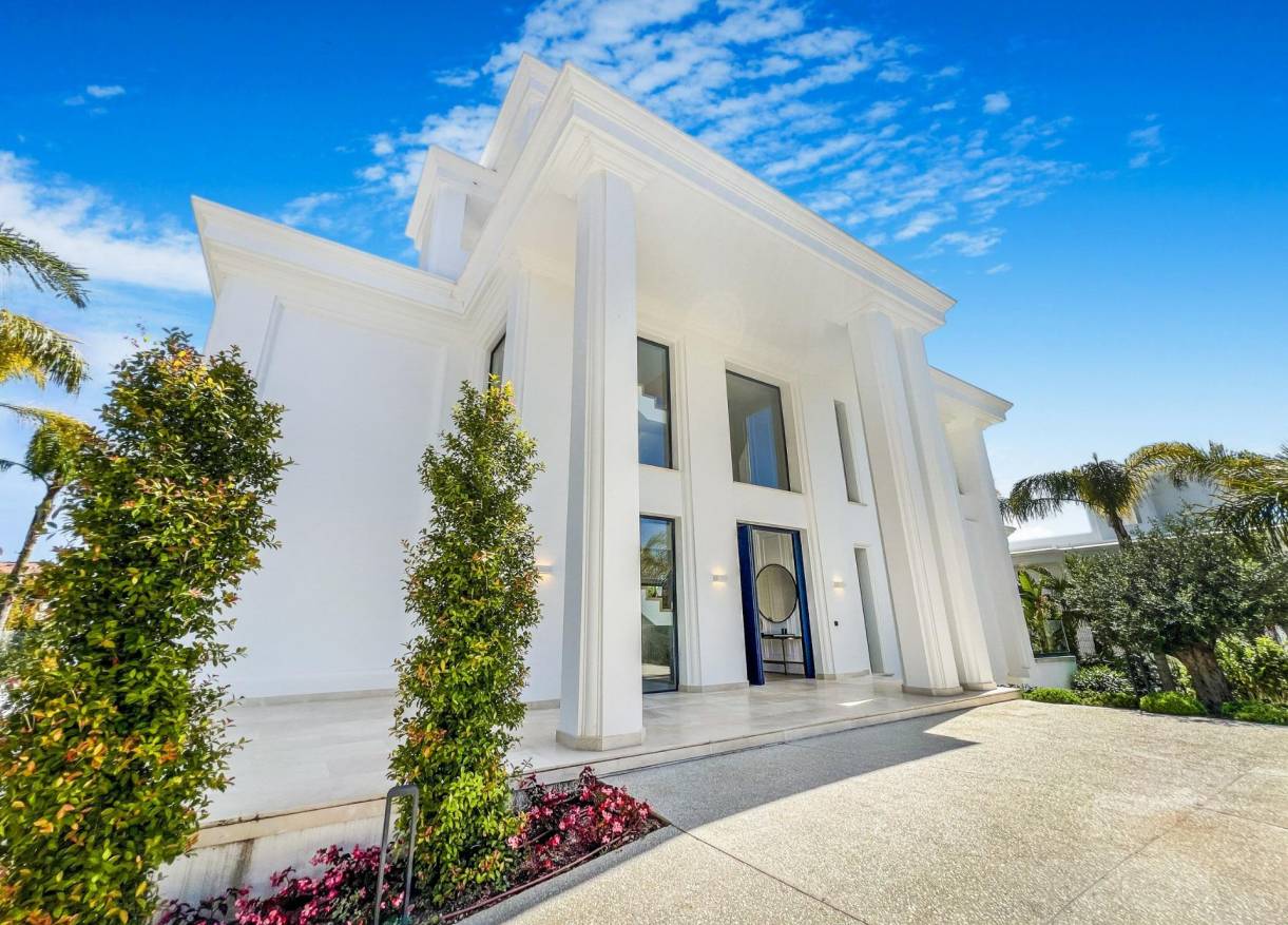Nieuwbouw - Villa - Marbella - Lomas De Marbella Club