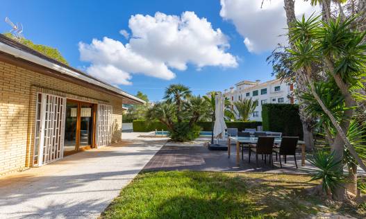 Bestaand - Villa - Orihuela Costa - Las Filipinas