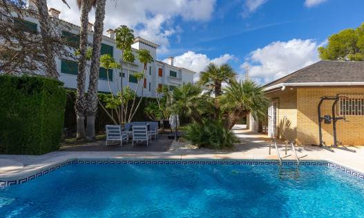 Bestaand - Villa - Orihuela Costa - Las Filipinas