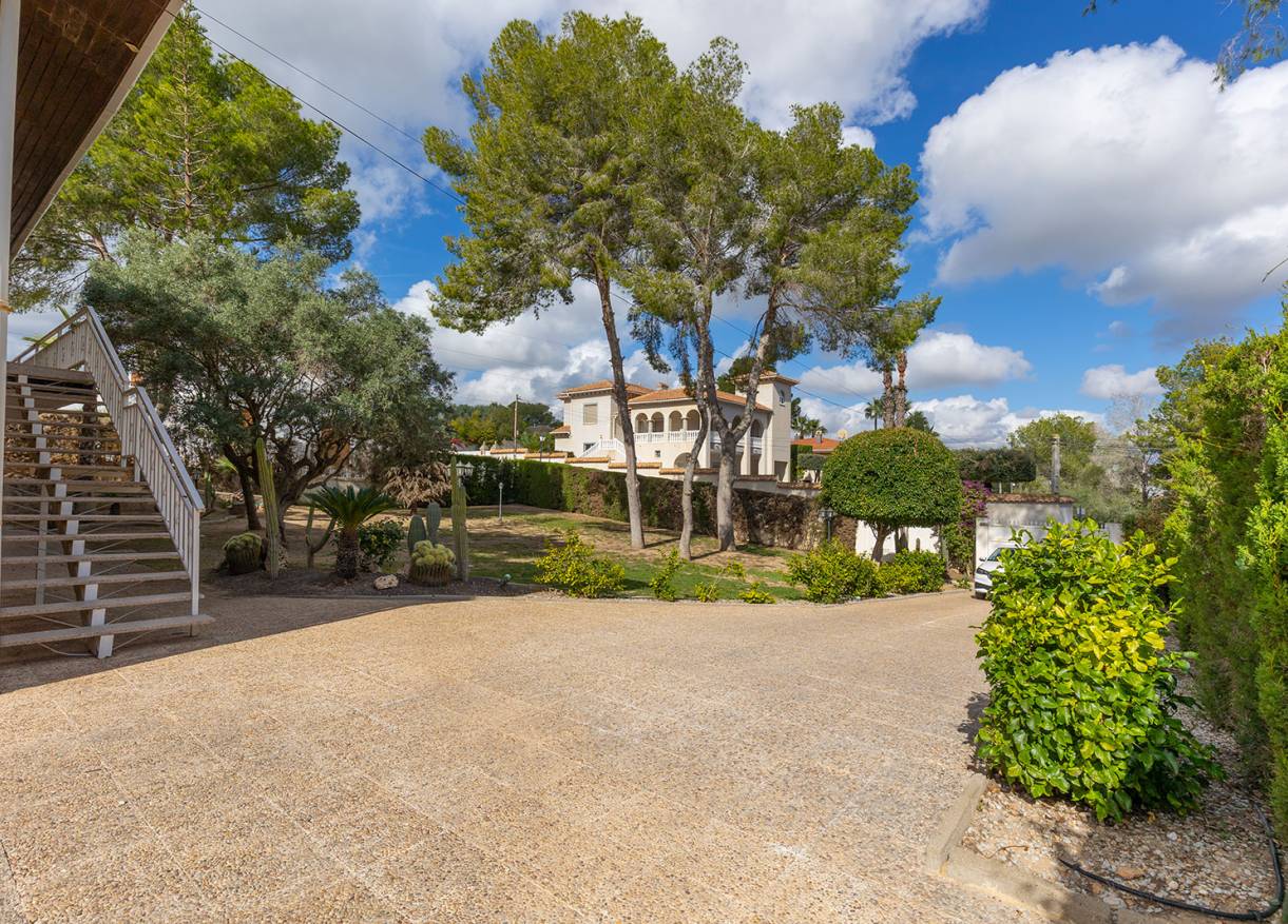 Bestaand - Villa - Orihuela Costa - Las Filipinas