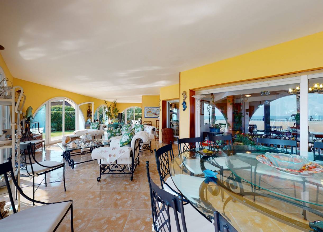 Bestaand - Villa - Orihuela Costa