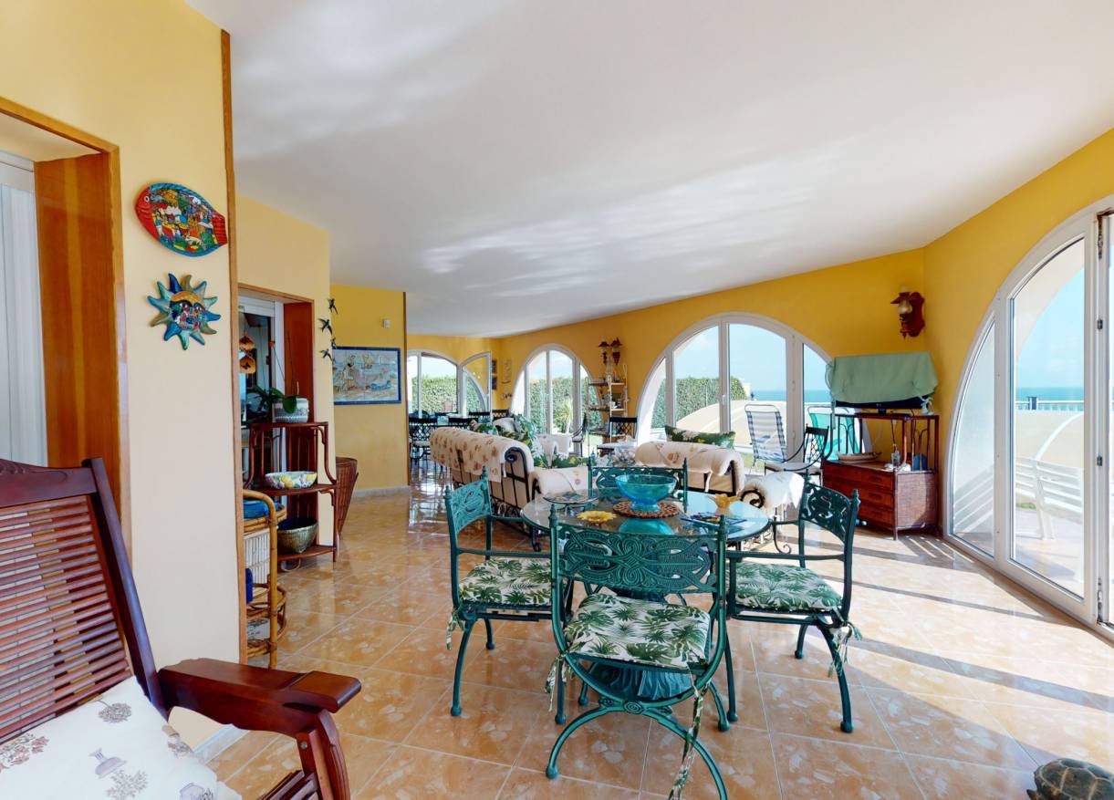 Bestaand - Villa - Orihuela Costa