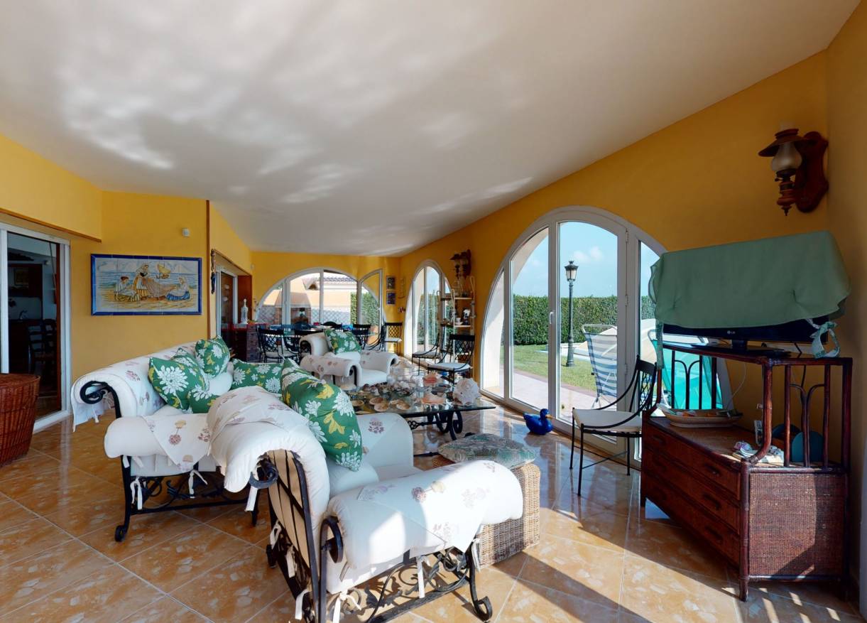 Bestaand - Villa - Orihuela Costa