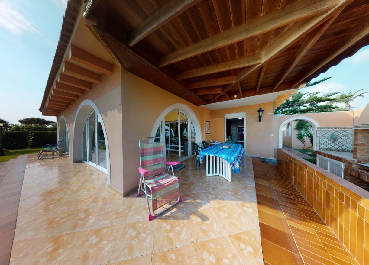 Bestaand - Villa - Orihuela Costa