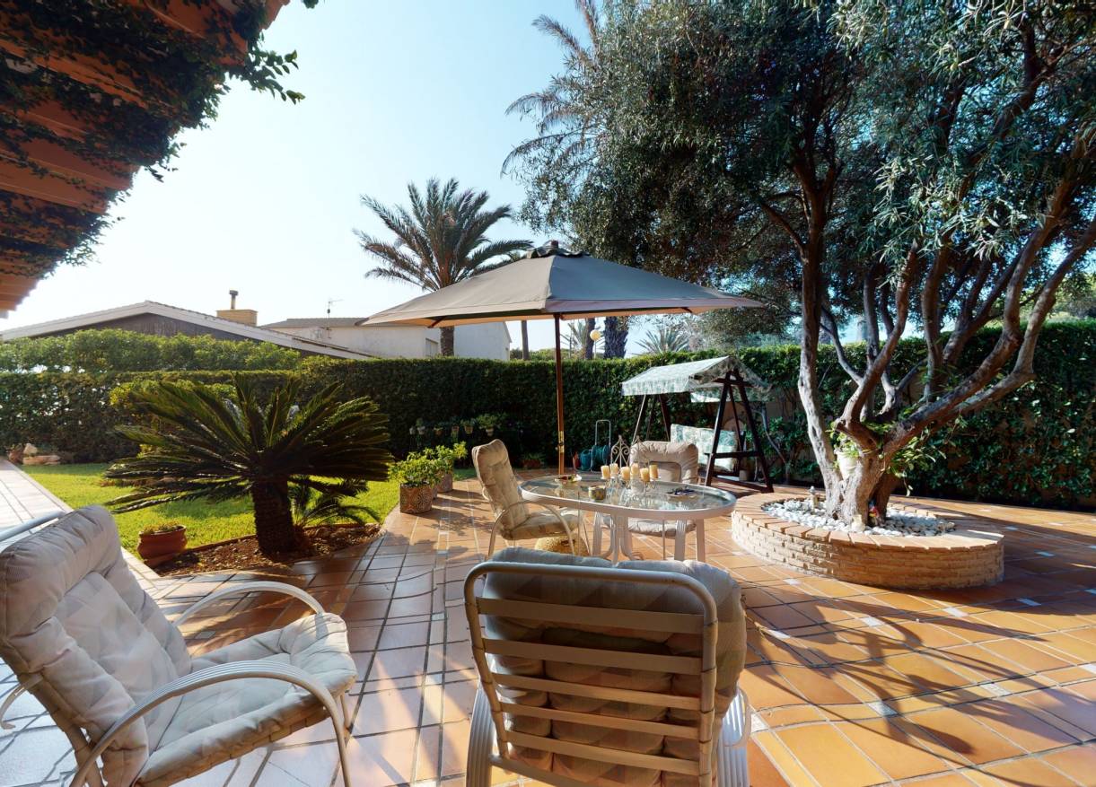 Bestaand - Villa - Orihuela Costa