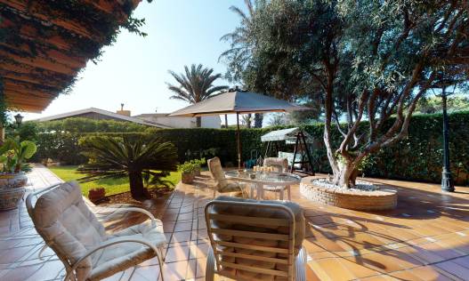 Bestaand - Villa - Orihuela Costa
