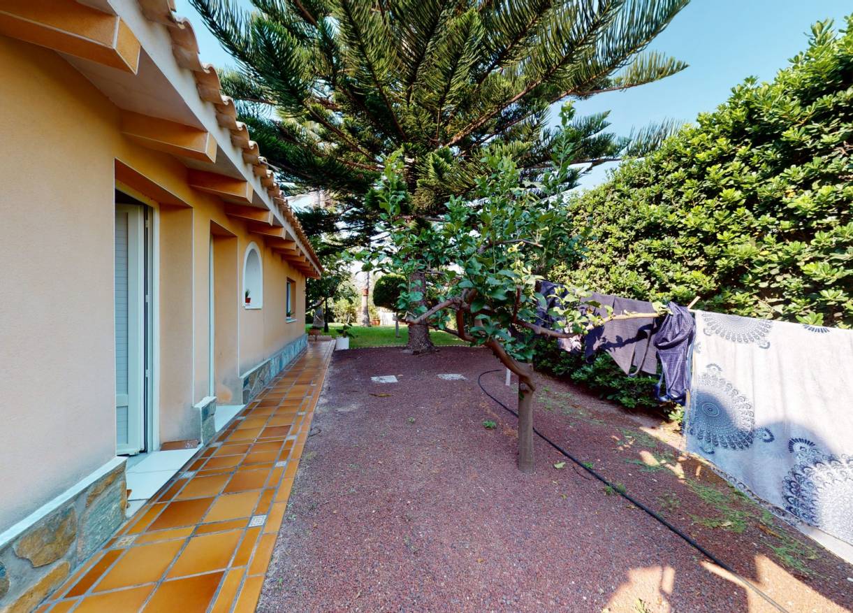 Bestaand - Villa - Orihuela Costa