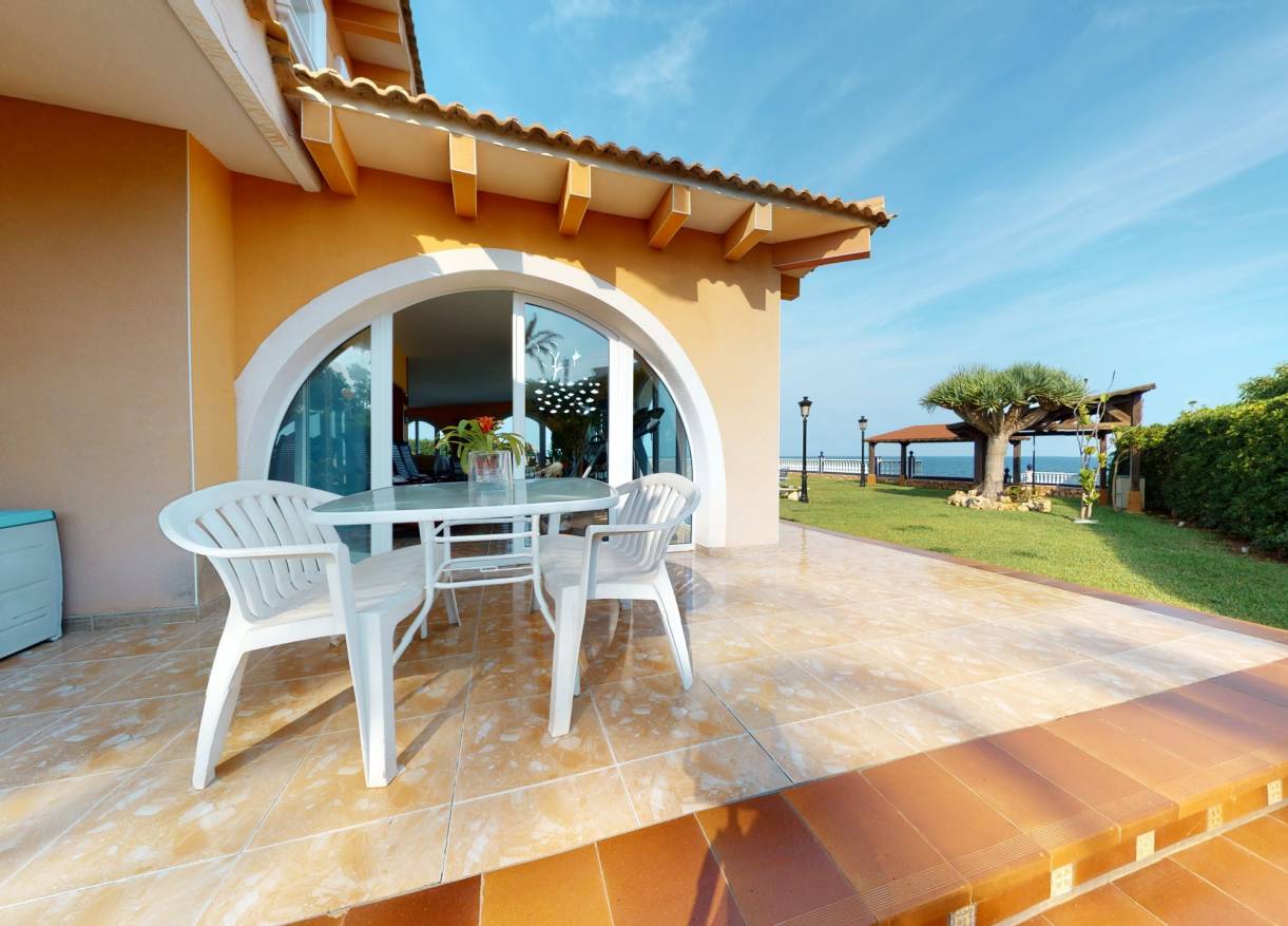 Bestaand - Villa - Orihuela Costa