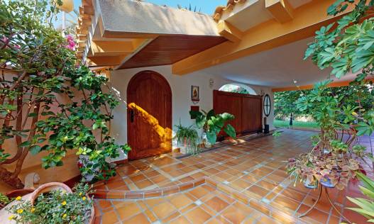 Bestaand - Villa - Orihuela Costa