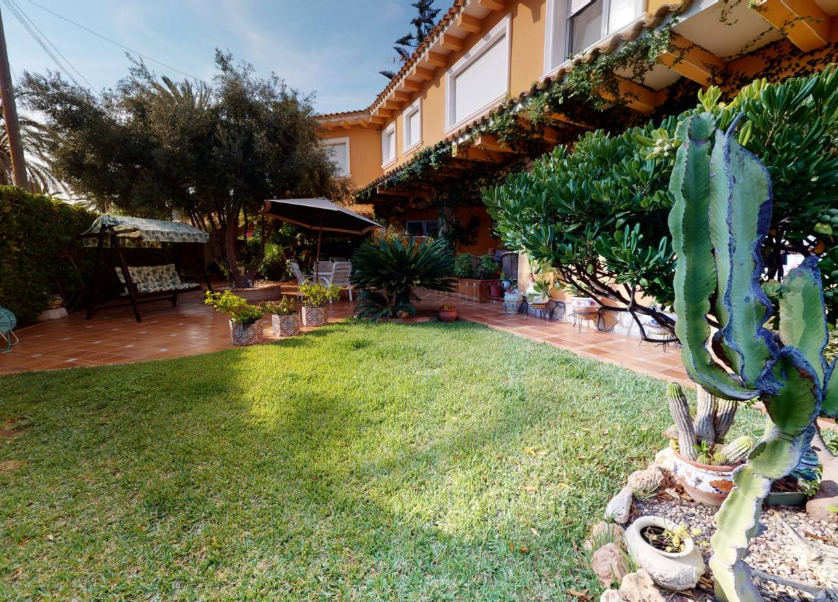 Bestaand - Villa - Orihuela Costa