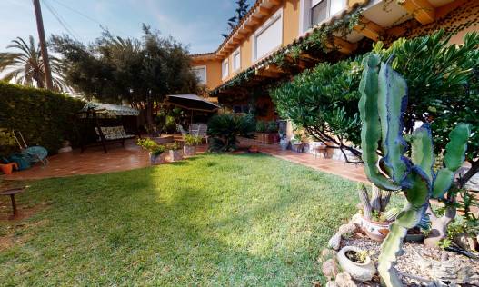Bestaand - Villa - Orihuela Costa