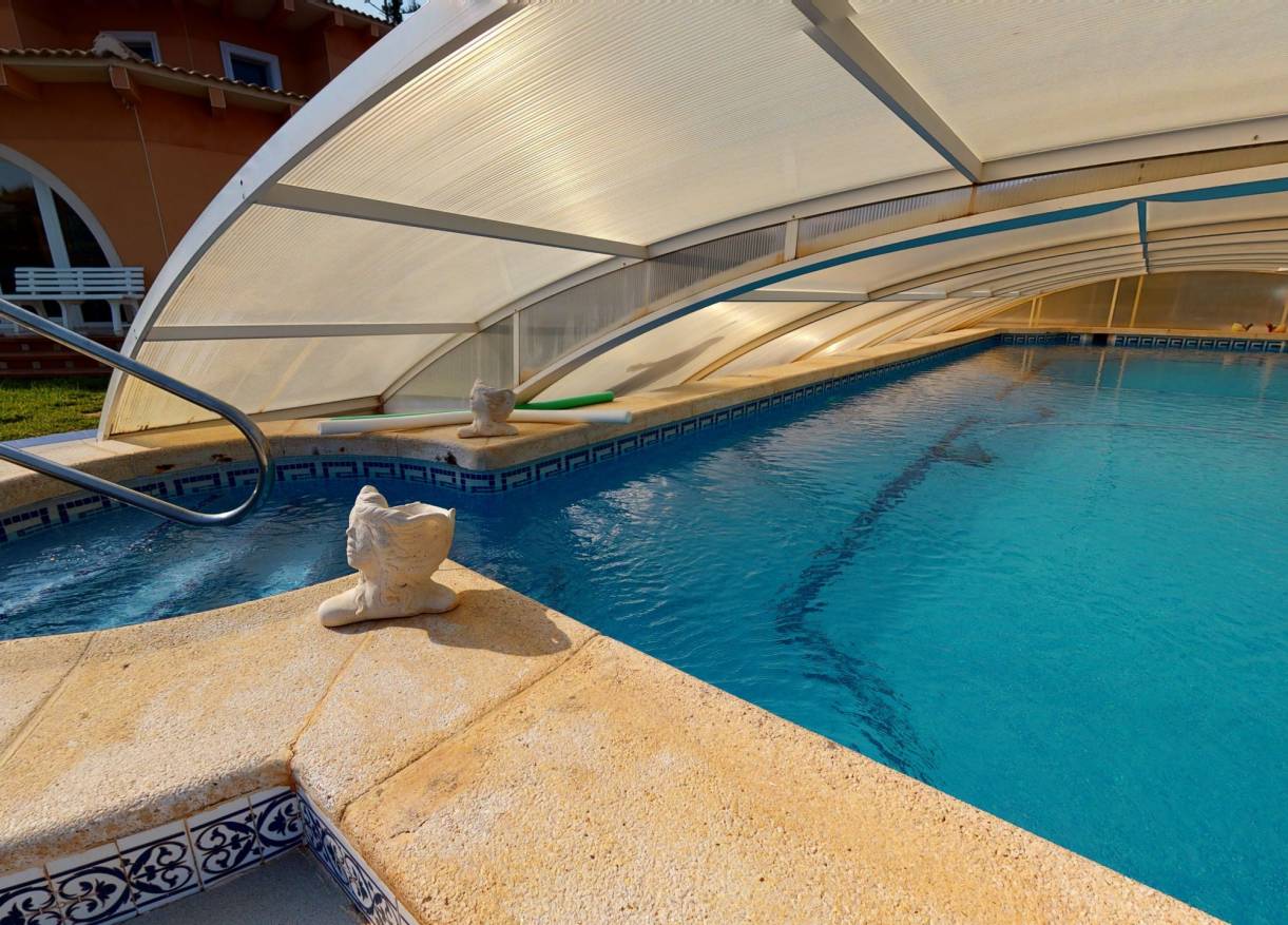 Bestaand - Villa - Orihuela Costa