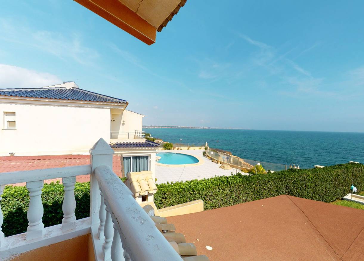 Bestaand - Villa - Orihuela Costa
