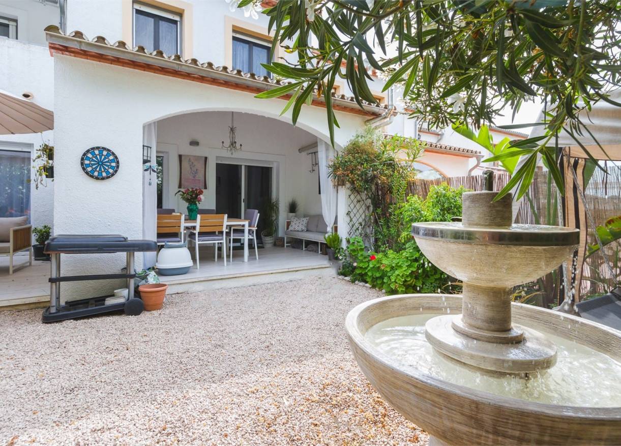 Bestaand - Townhouse / Semi-detached - Pedreguer