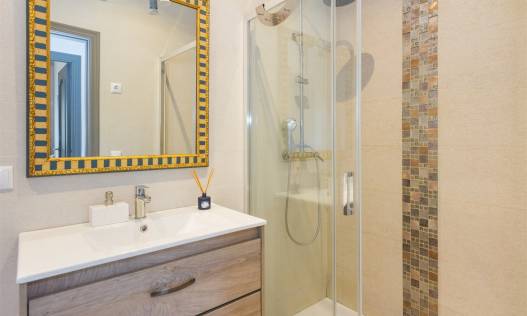 Bestaand - Townhouse / Semi-detached - Pedreguer