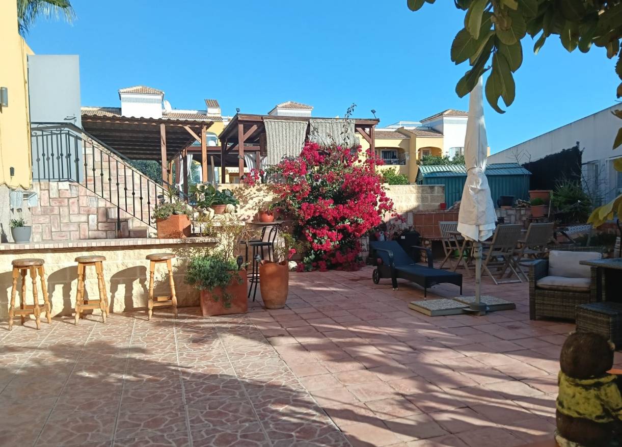 Bestaand - Appartement - Los Montesinos - La Herrada