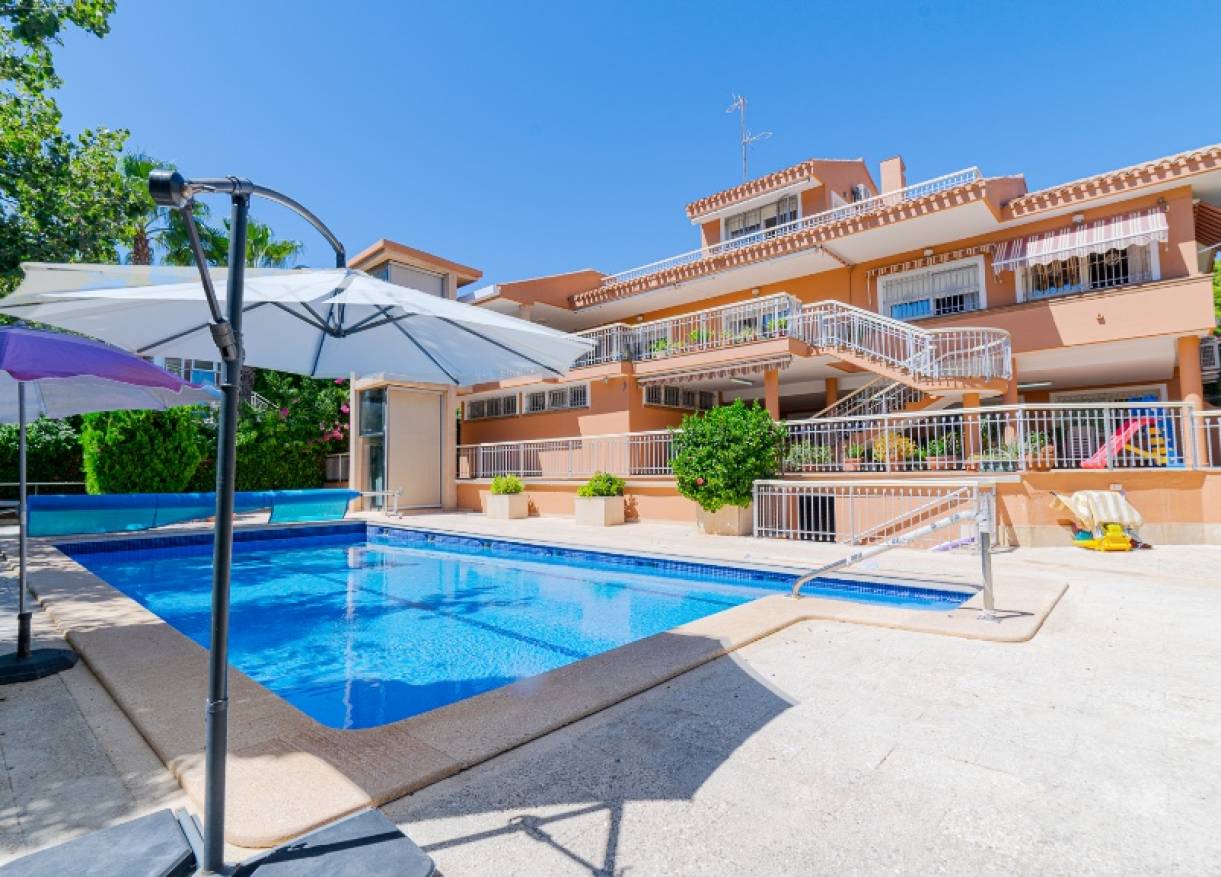 Bestaand - Villa - Campoamor