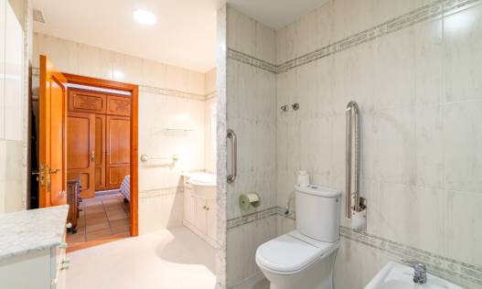 Bestaand - Villa - Campoamor