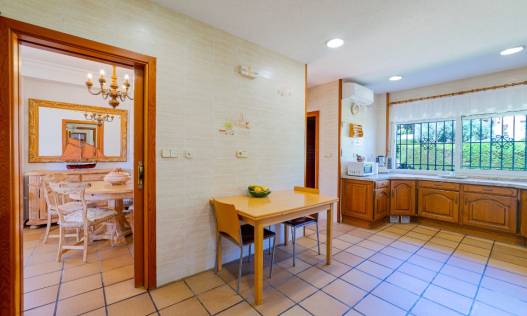 Bestaand - Villa - Campoamor