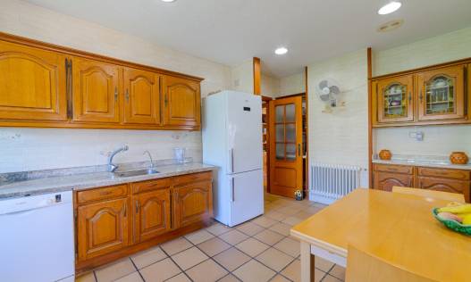 Bestaand - Villa - Campoamor