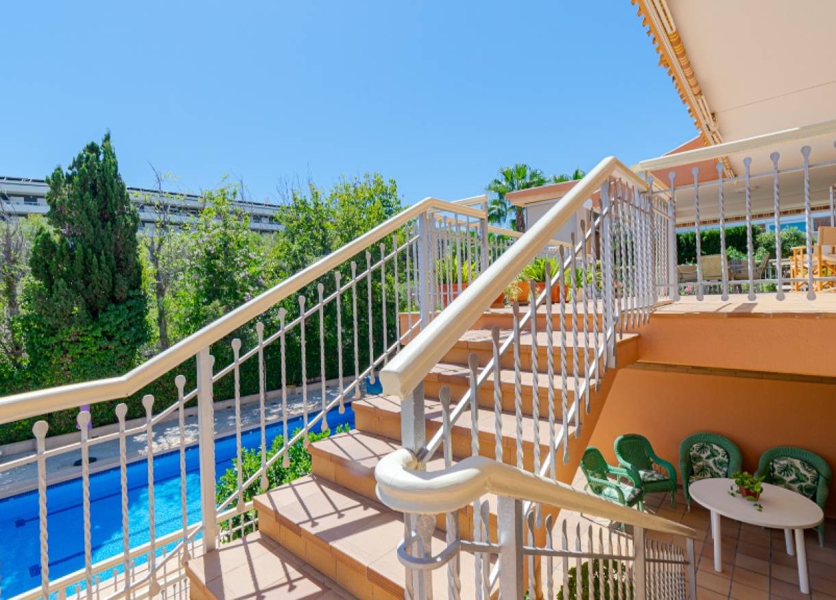 Bestaand - Villa - Campoamor