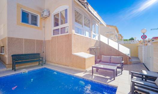 Bestaand - Villa - Orihuela Costa - Los Altos