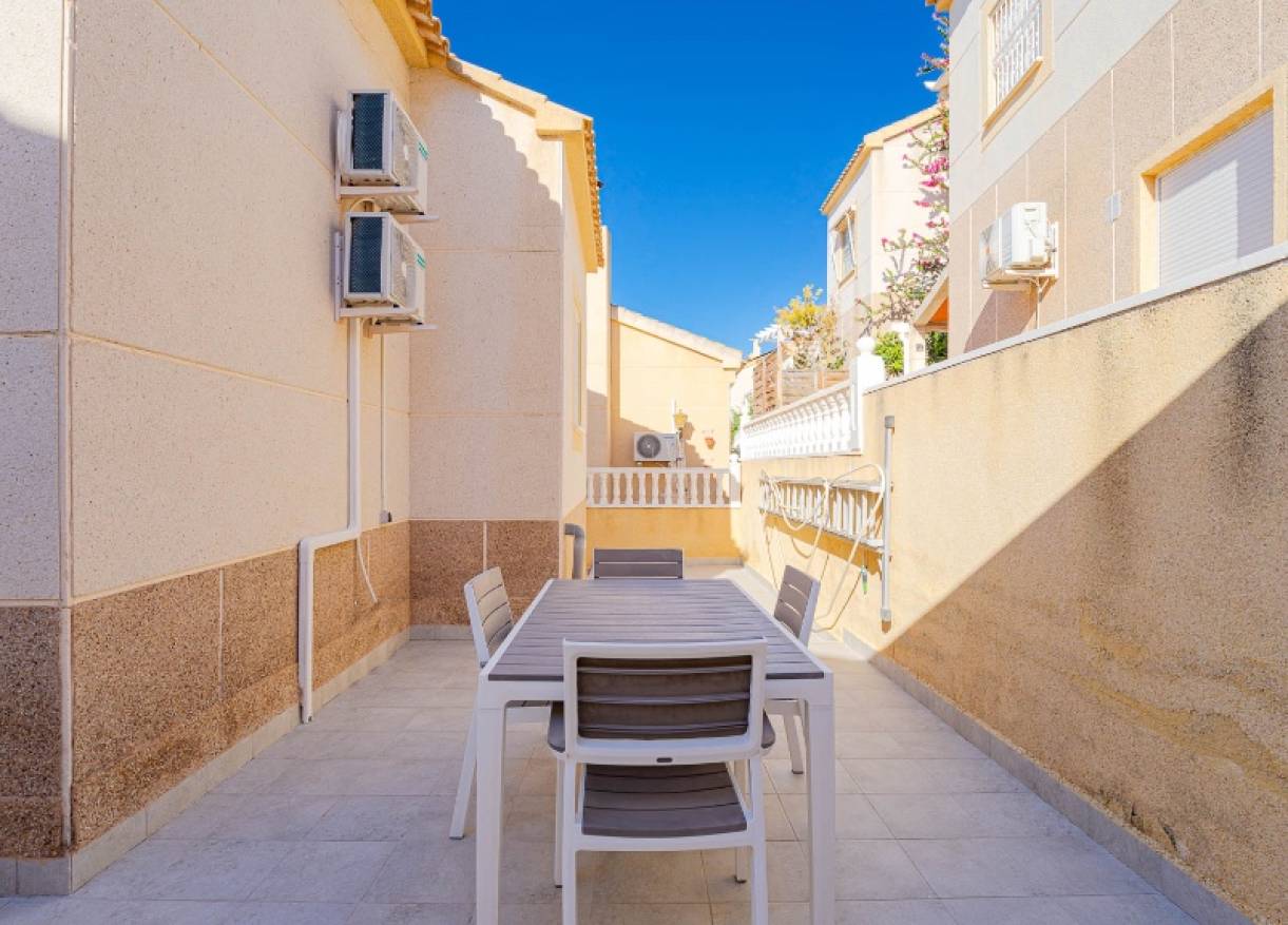 Bestaand - Villa - Orihuela Costa - Los Altos