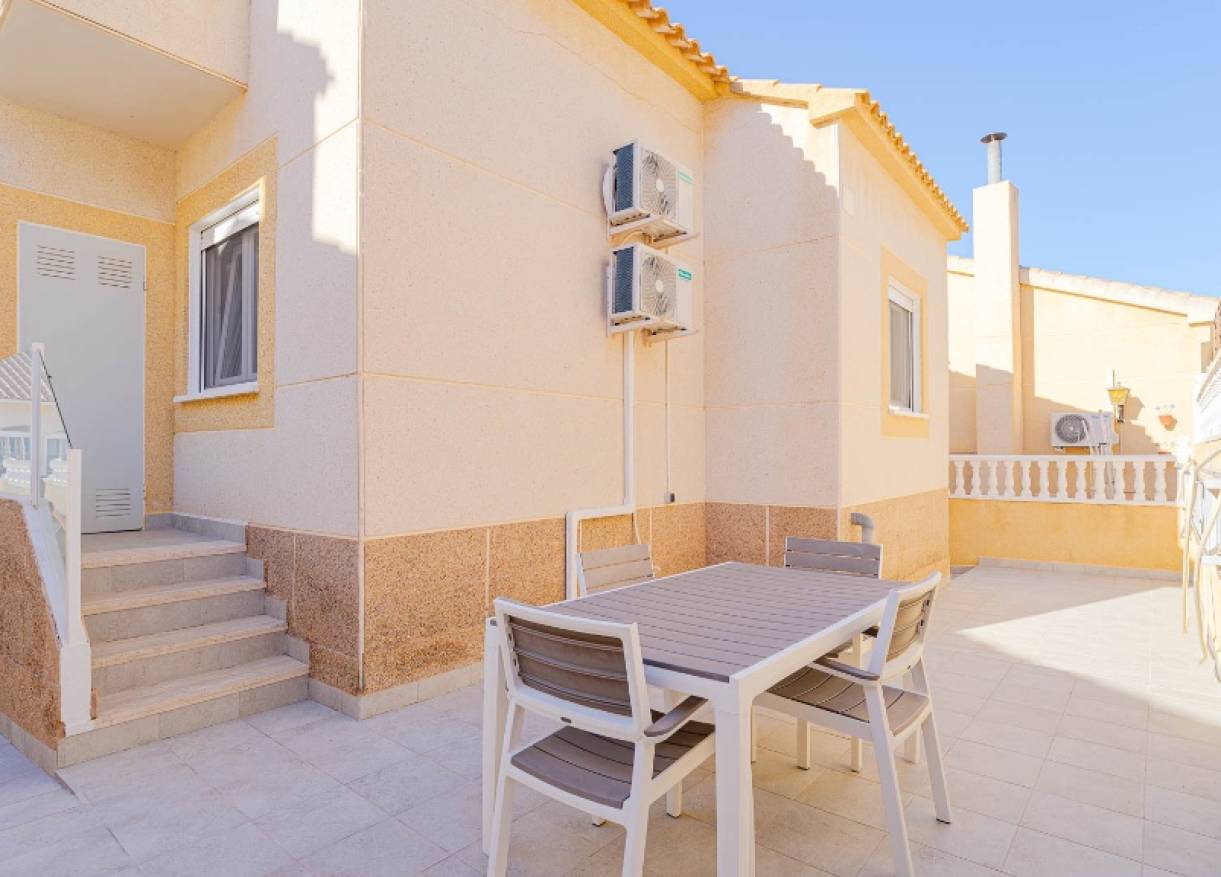 Bestaand - Villa - Orihuela Costa - Los Altos