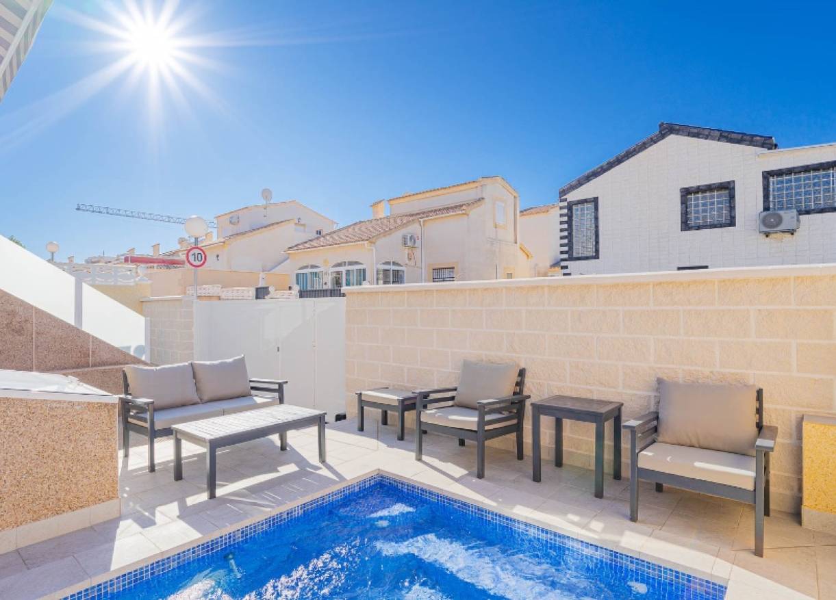 Bestaand - Villa - Orihuela Costa - Los Altos