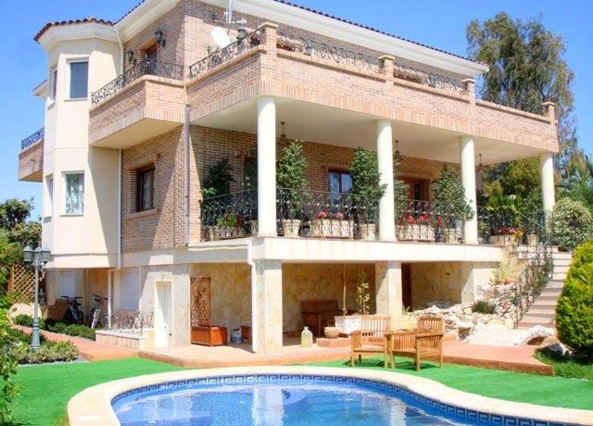 Bestaand - Villa - Ciudad Quesada