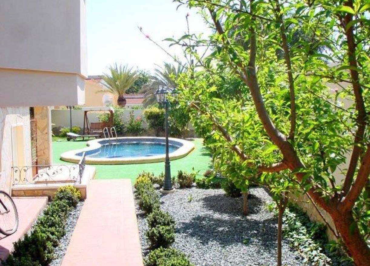 Bestaand - Villa - Ciudad Quesada