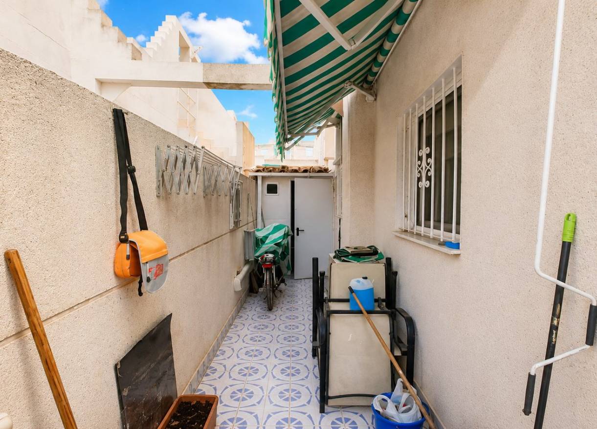 Bestaand - Townhouse / Semi-detached - Torrevieja