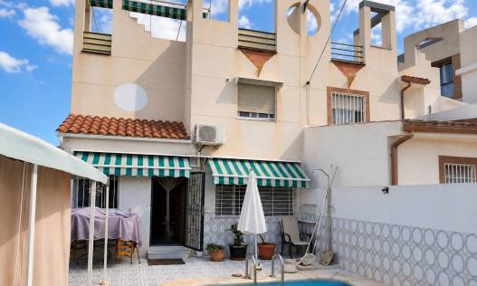 Bestaand - Townhouse / Semi-detached - Torrevieja