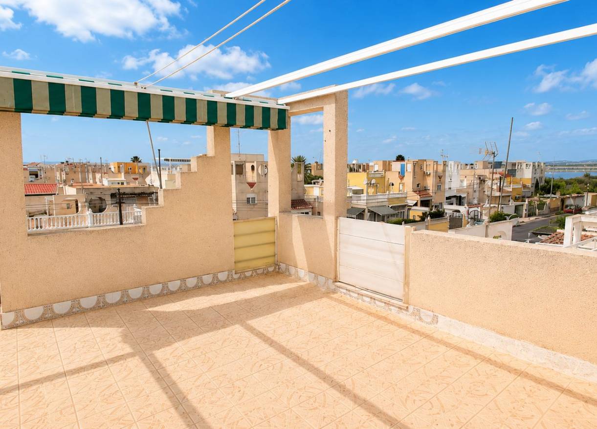 Bestaand - Townhouse / Semi-detached - Torrevieja