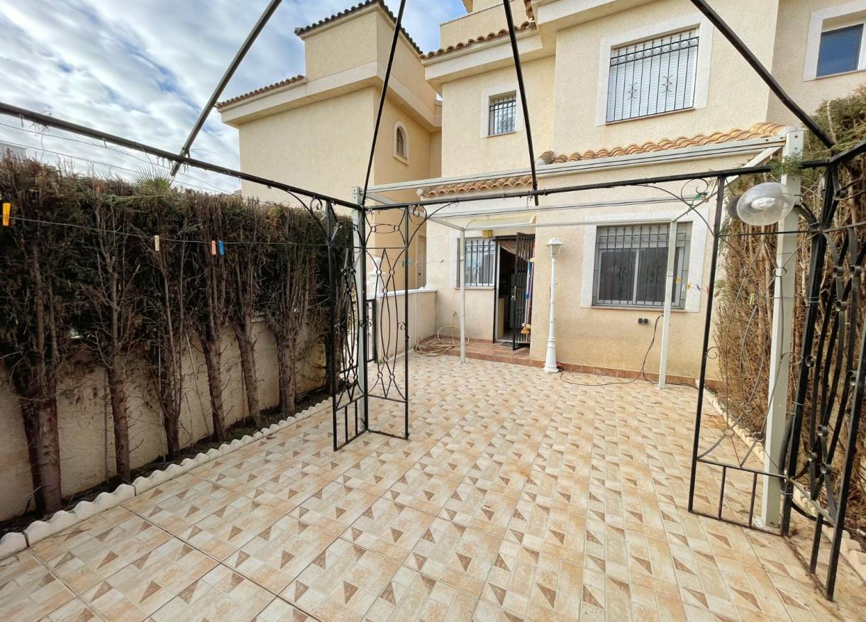 Bestaand - Townhouse / Semi-detached - Ciudad Quesada - Lo Marabu - Doña Pepa 2