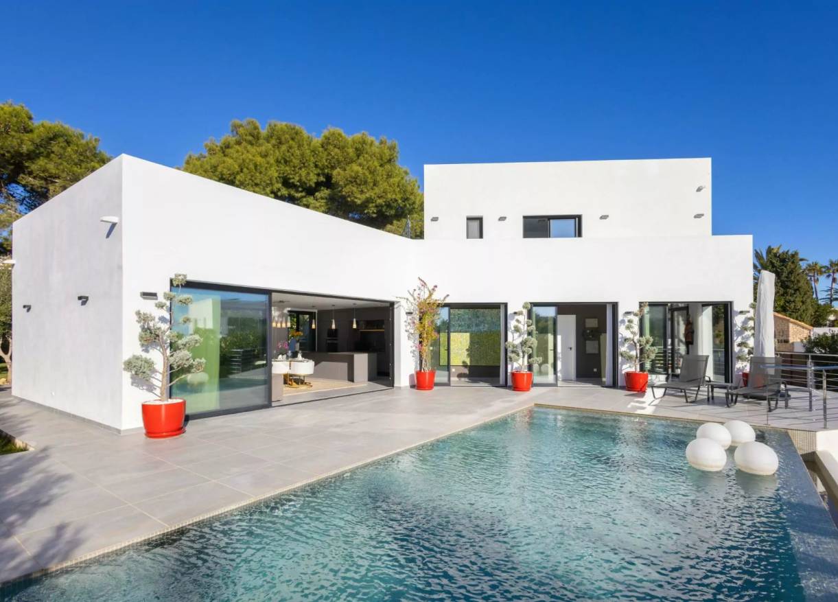 Bestaand - Villa - Jávea