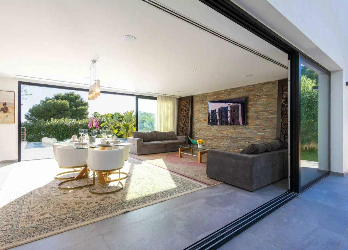 Bestaand - Villa - Jávea