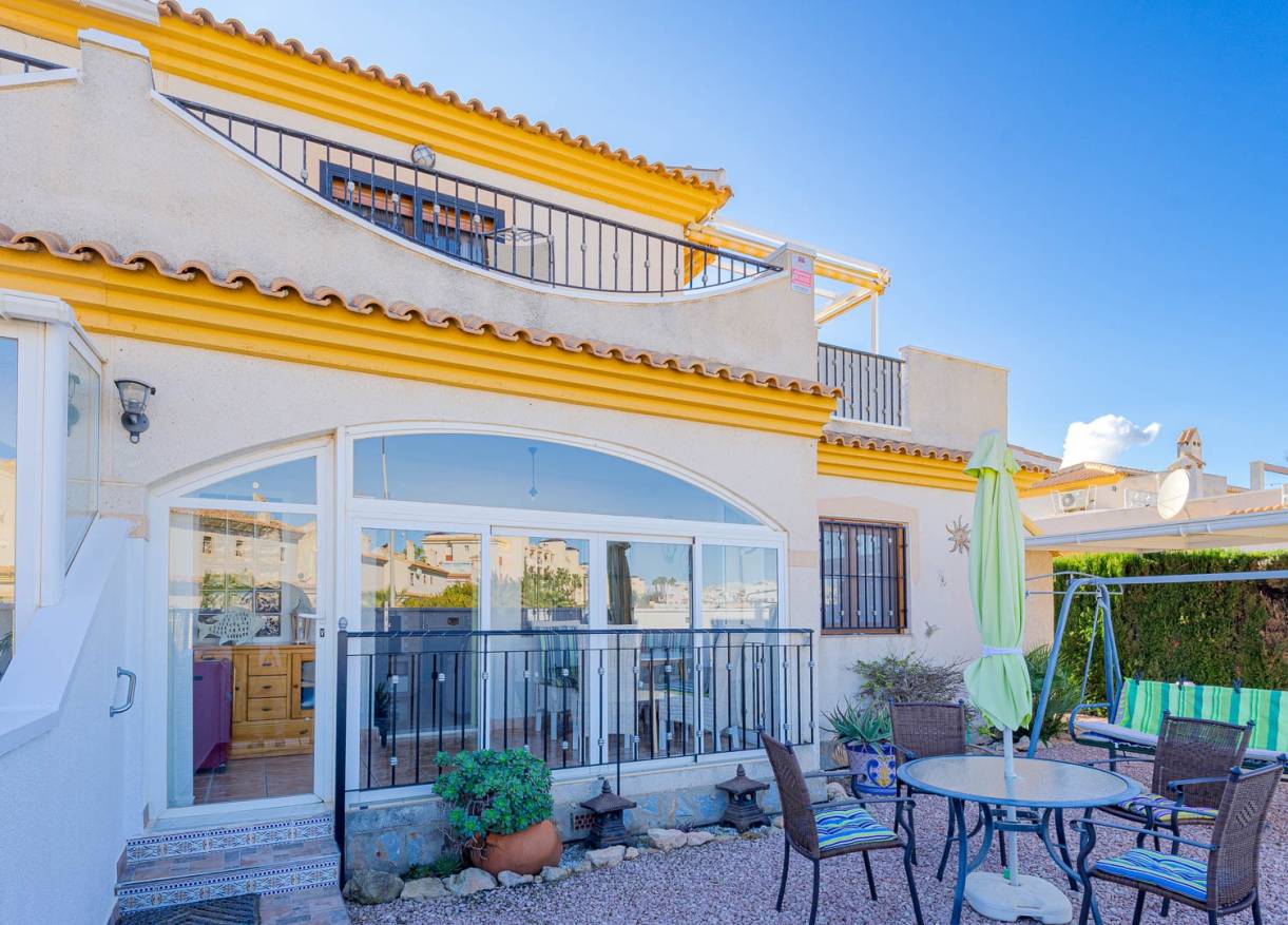 Bestaand - Townhouse / Semi-detached - Orihuela Costa - Playa Flamenca