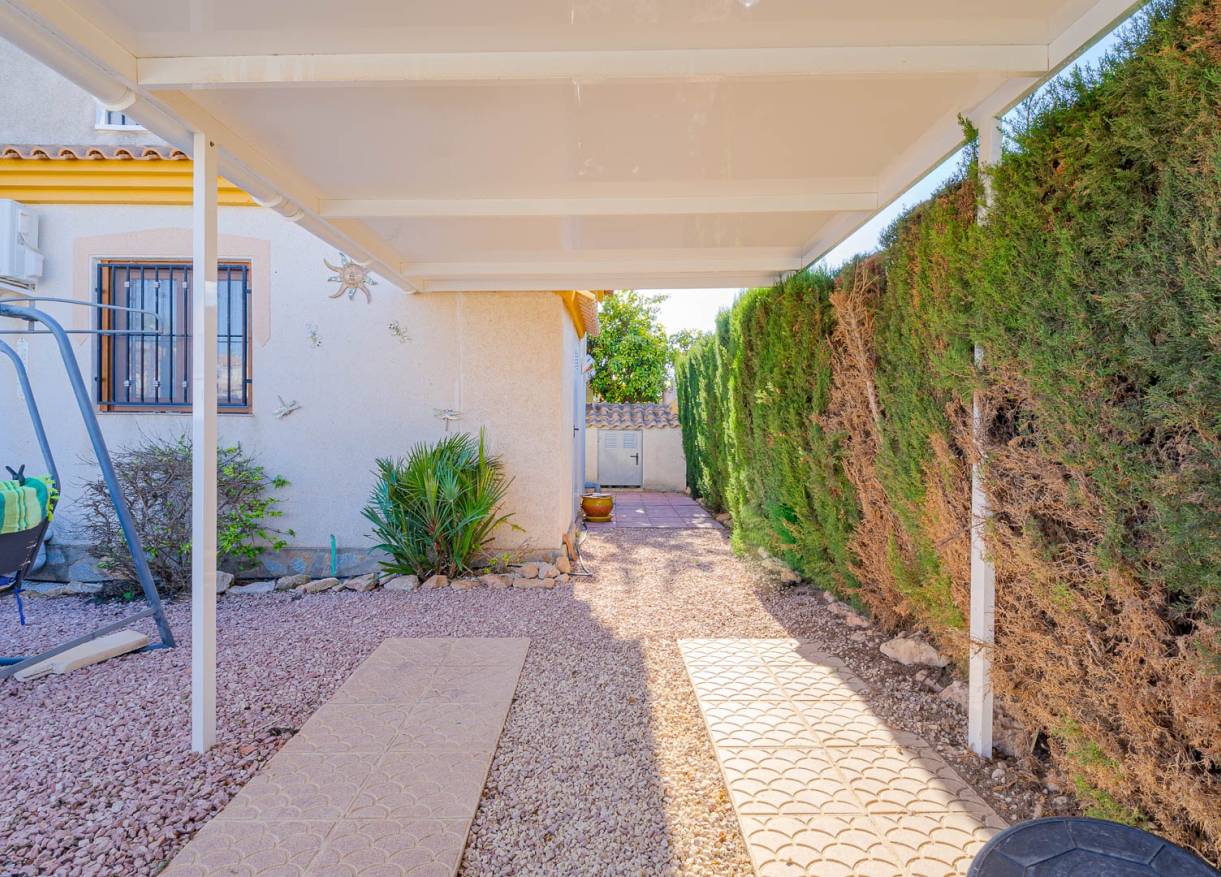 Bestaand - Townhouse / Semi-detached - Orihuela Costa - Playa Flamenca
