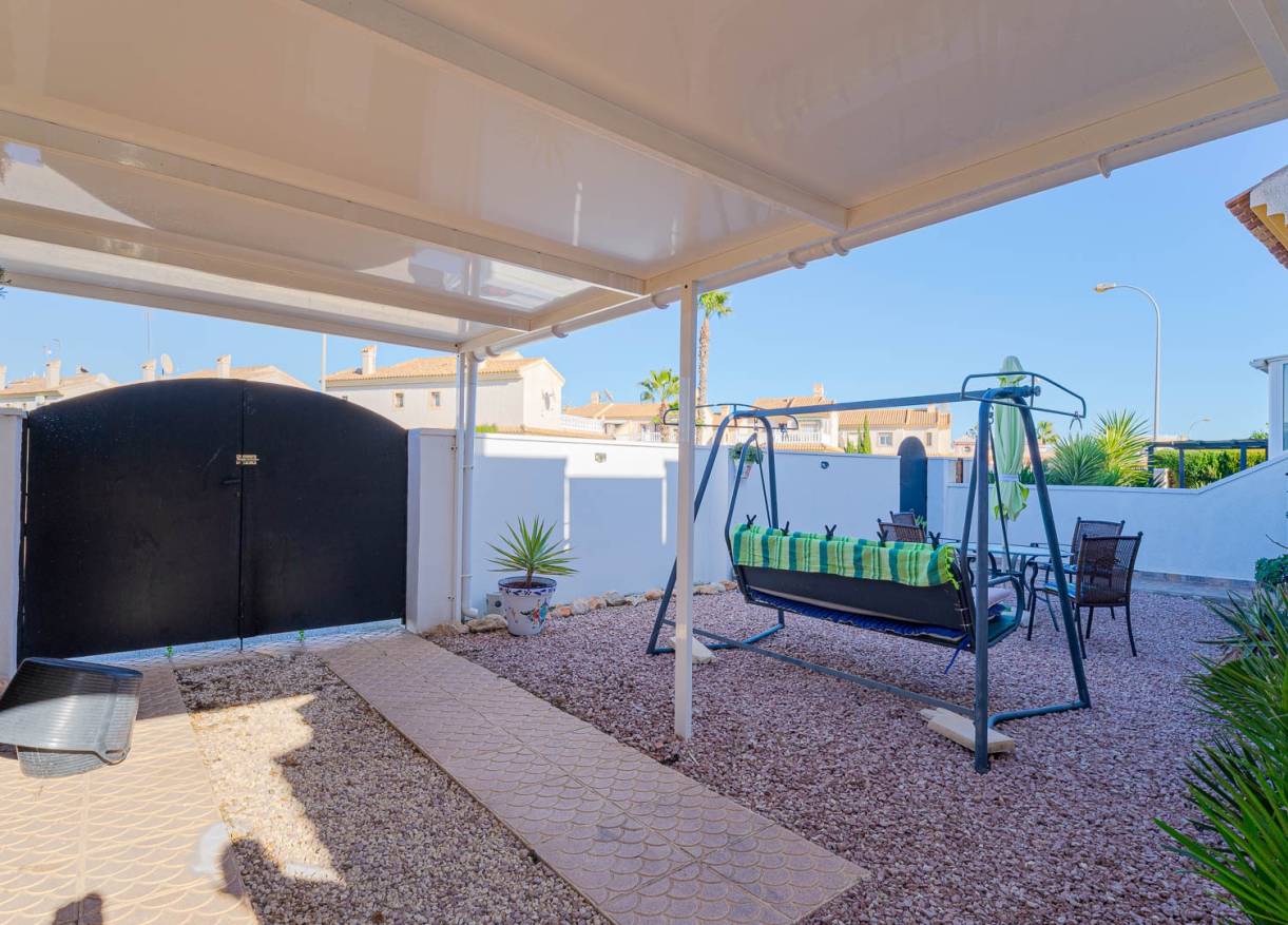 Bestaand - Townhouse / Semi-detached - Orihuela Costa - Playa Flamenca