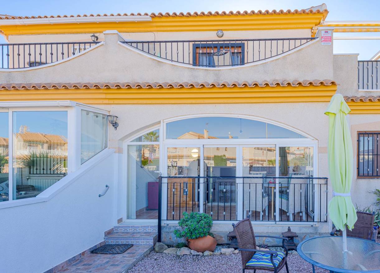 Bestaand - Townhouse / Semi-detached - Orihuela Costa - Playa Flamenca