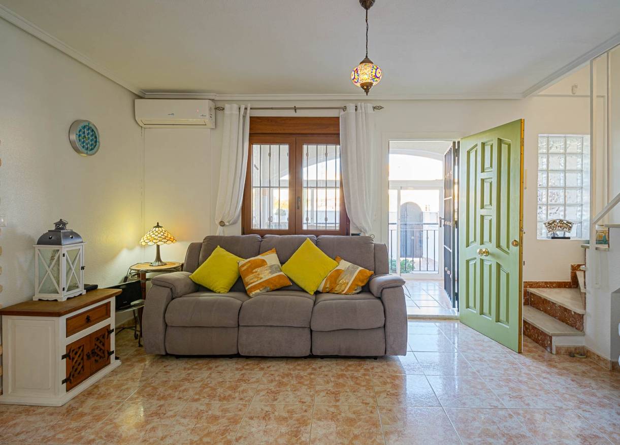 Bestaand - Townhouse / Semi-detached - Orihuela Costa - Playa Flamenca