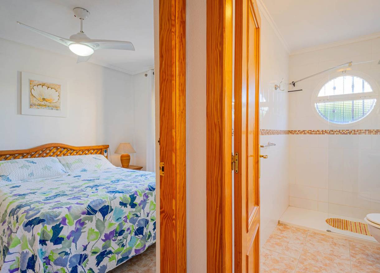 Bestaand - Townhouse / Semi-detached - Orihuela Costa - Playa Flamenca