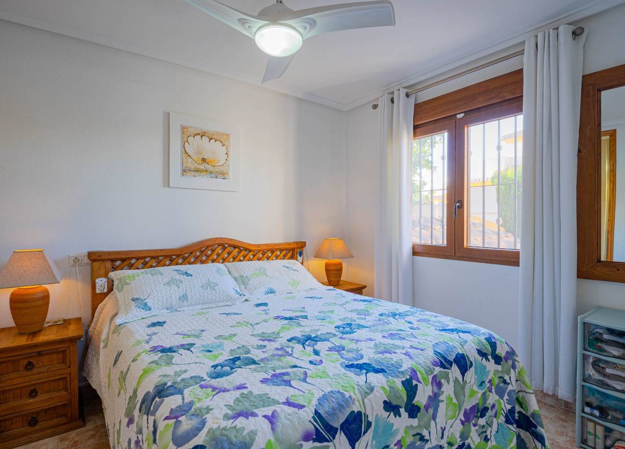 Bestaand - Townhouse / Semi-detached - Orihuela Costa - Playa Flamenca