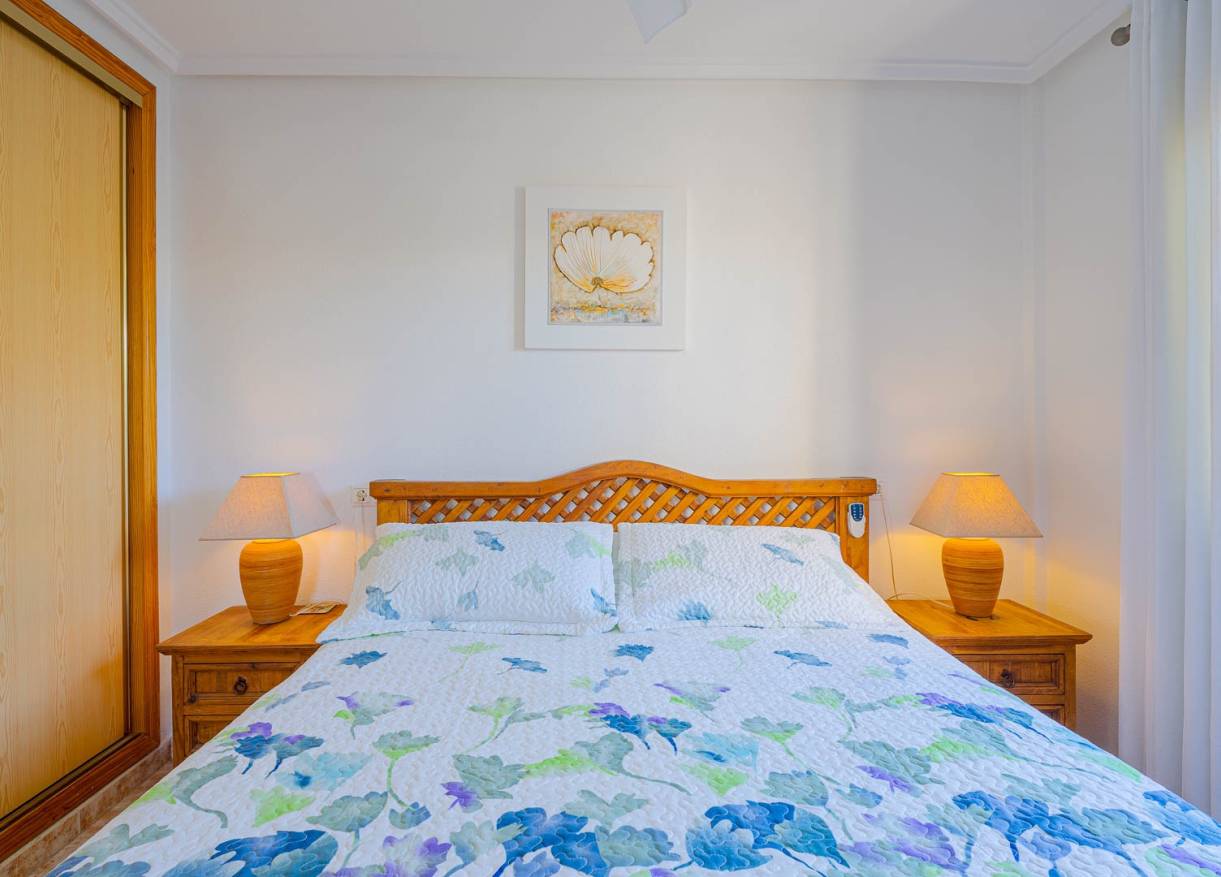 Bestaand - Townhouse / Semi-detached - Orihuela Costa - Playa Flamenca