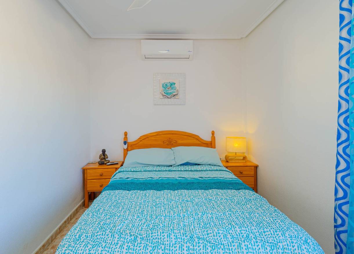 Bestaand - Townhouse / Semi-detached - Orihuela Costa - Playa Flamenca